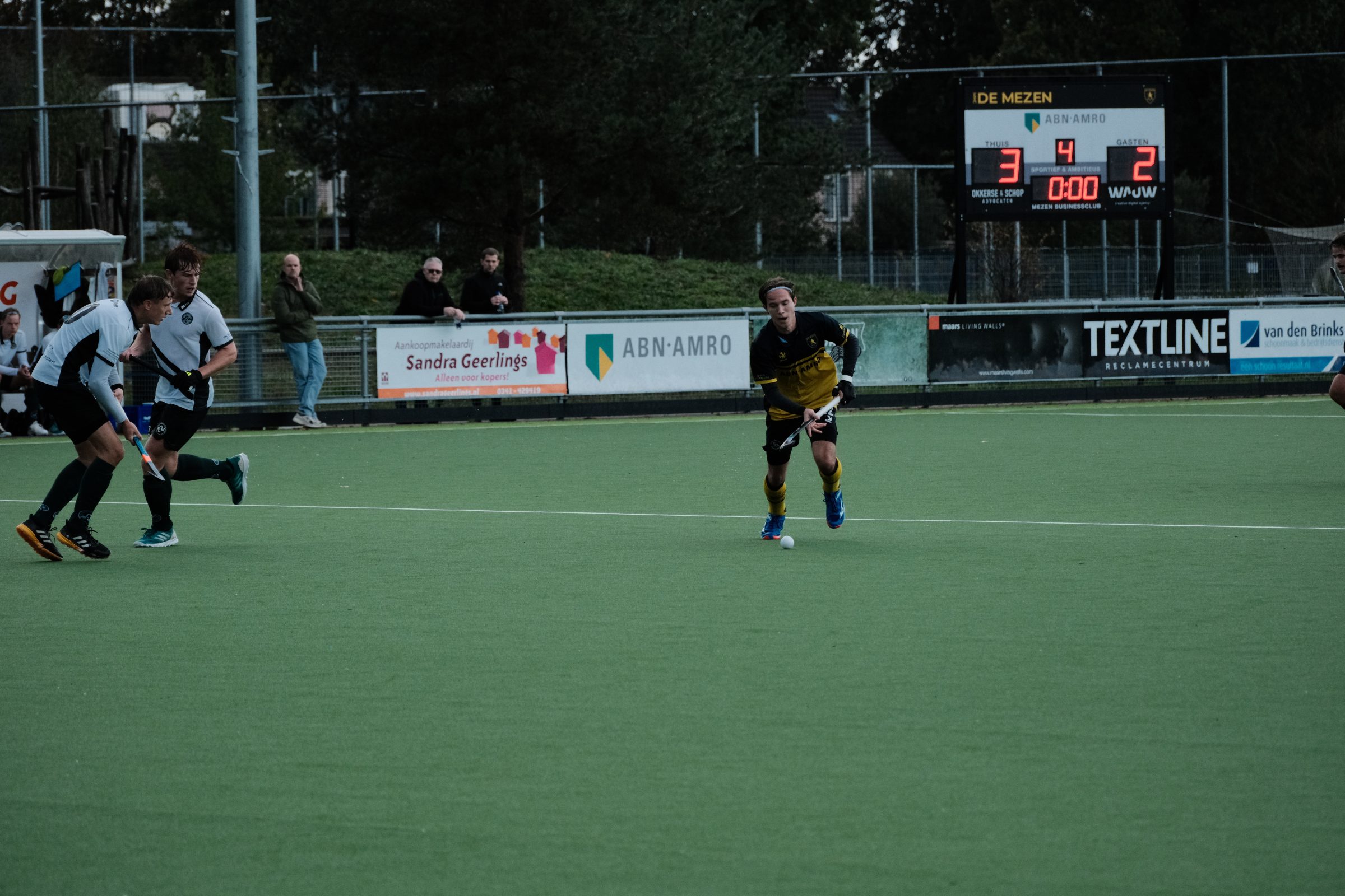 MHC De Mezen H1