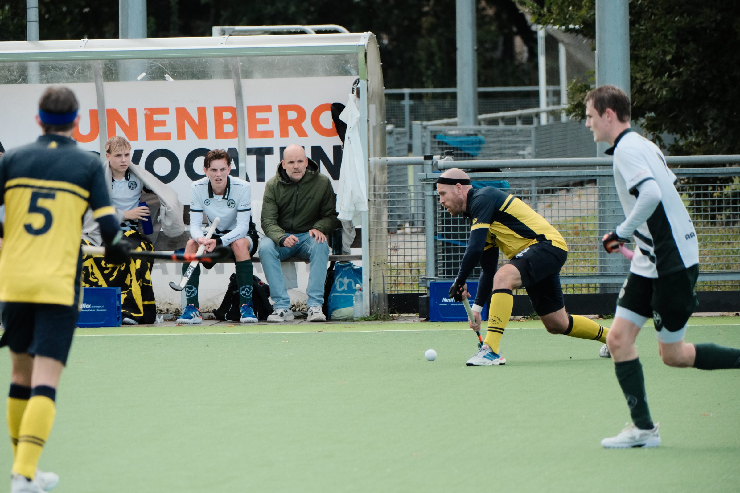 MHC De Mezen H1