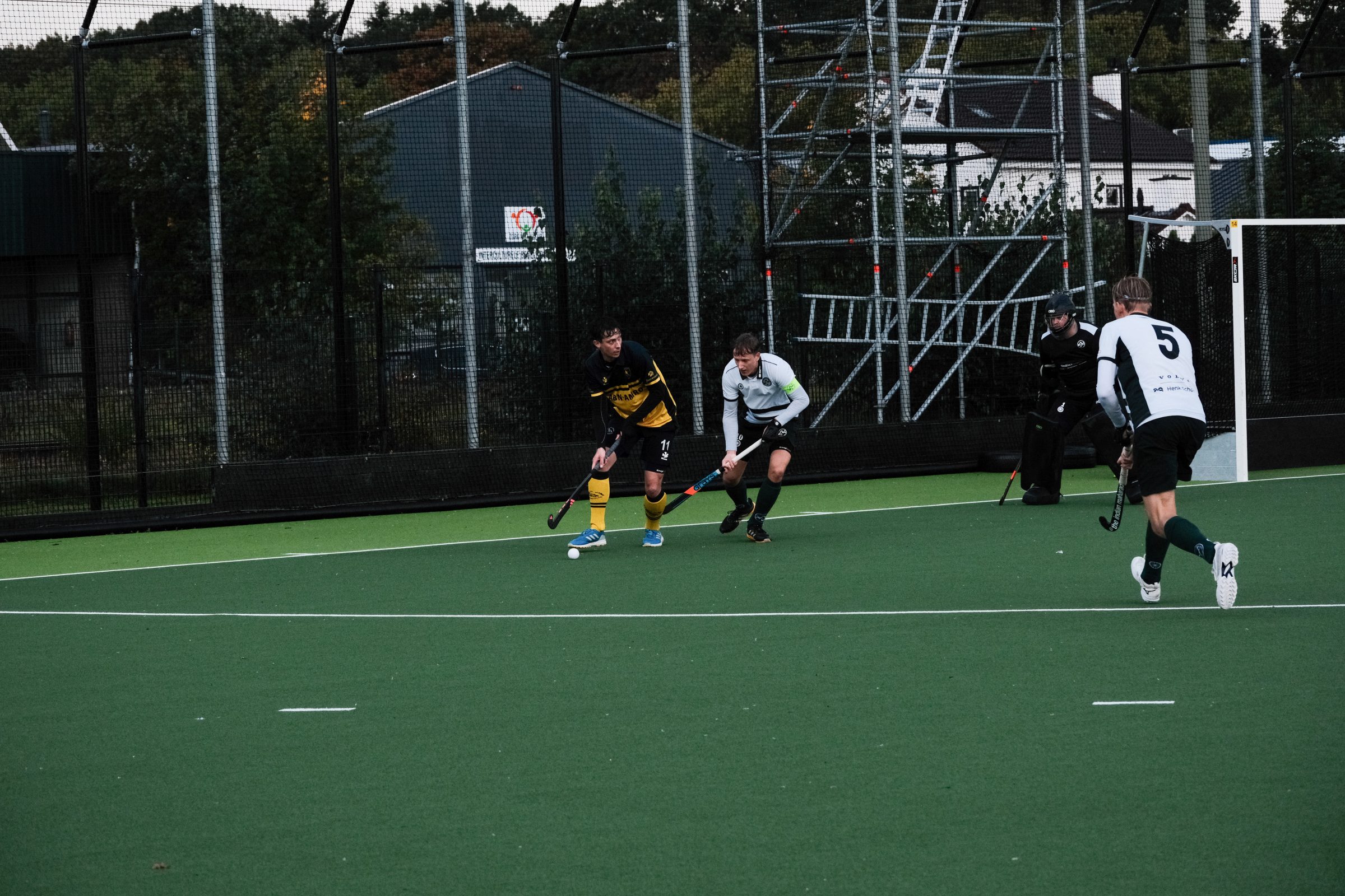 MHC De Mezen H1