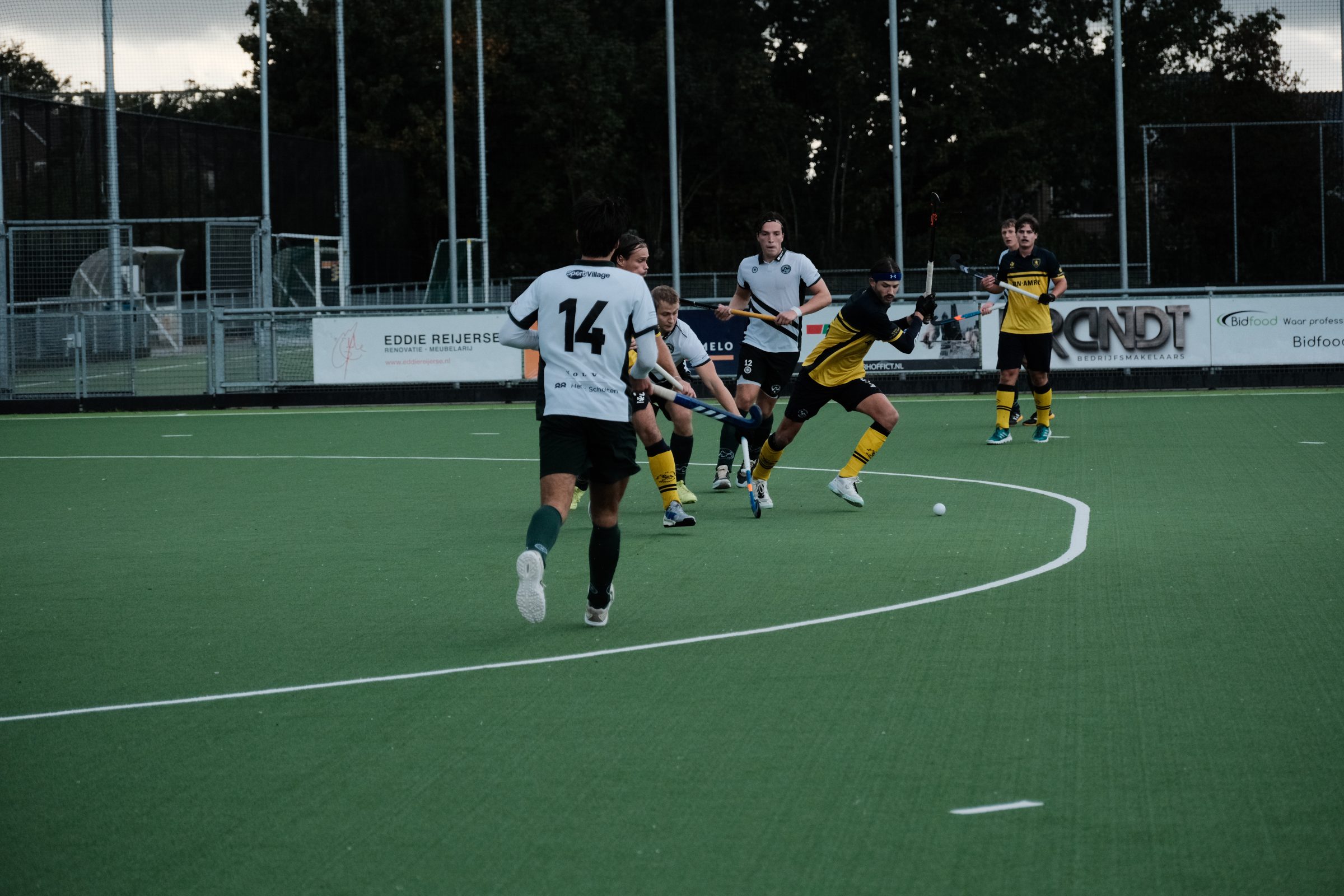 MHC De Mezen H1